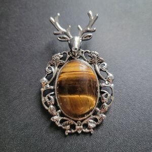 Stagg with Tiger Eye Pendant Silvertone Boho fantasy 2.5" x 1.8" Pagan Hunting